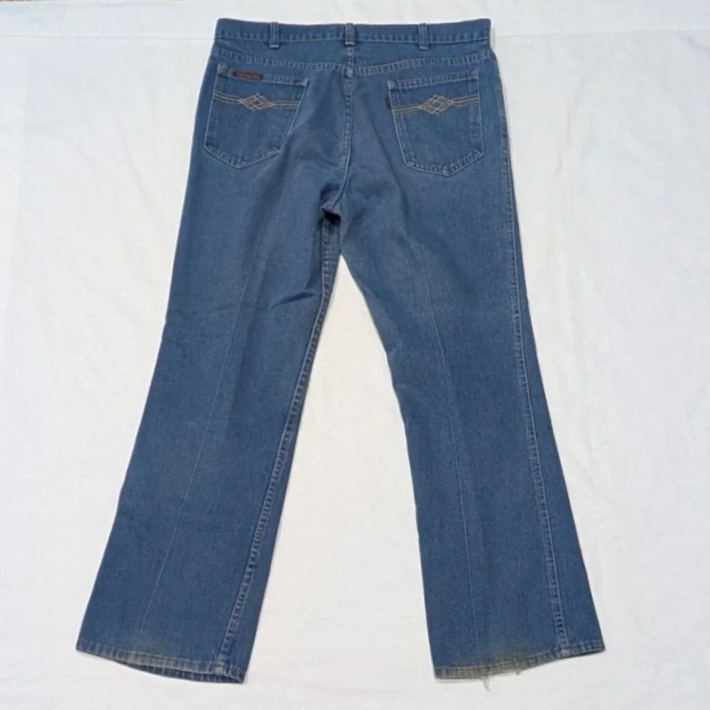 Vintage Levi's Movin On Jeans Mens 35x31 Medium Wash Embroidered Straight Denim